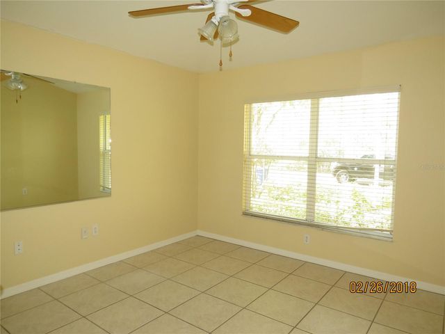 9427 HUNTERS POND DRIVE, Tampa, FL 33647