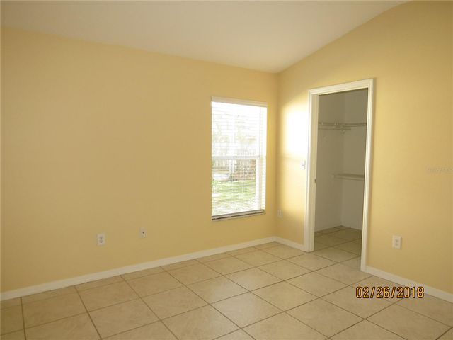 9427 HUNTERS POND DRIVE, Tampa, FL 33647