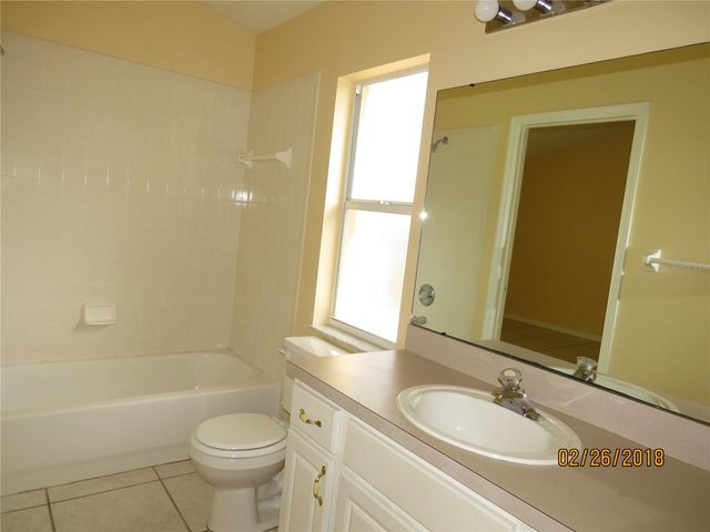 9427 HUNTERS POND DRIVE, Tampa, FL 33647