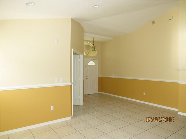 9427 HUNTERS POND DRIVE, Tampa, FL 33647