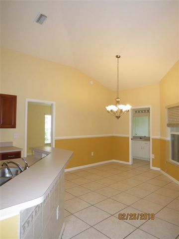 9427 HUNTERS POND DRIVE, Tampa, FL 33647