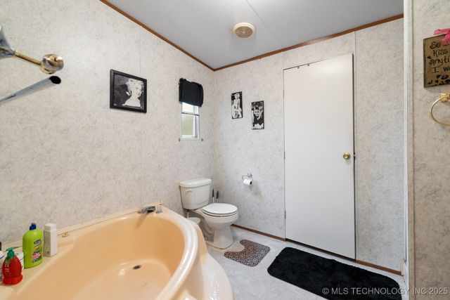 1979 E Davis, Durant, OK 74701