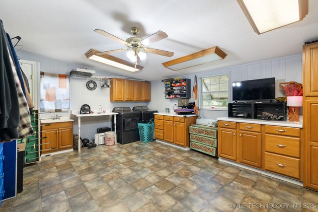 1979 E Davis, Durant, OK 74701