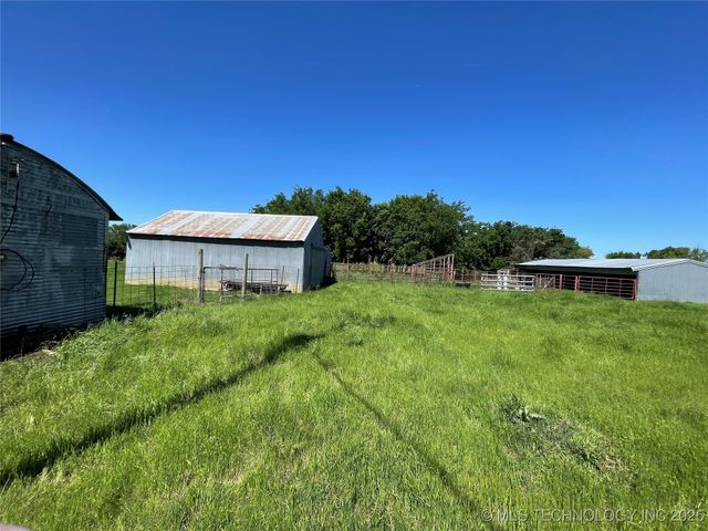 1979 E Davis, Durant, OK 74701