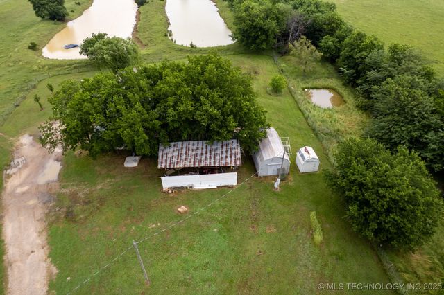 1979 E Davis, Durant, OK 74701