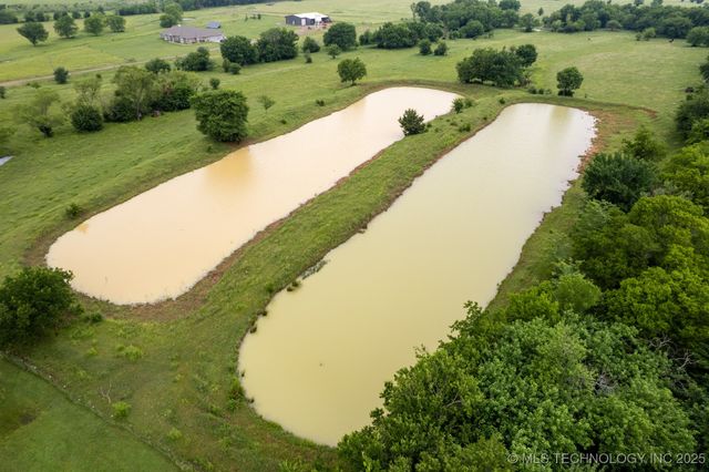 1979 E Davis, Durant, OK 74701