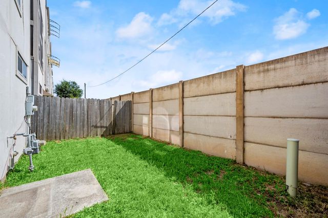 2316 Sperber, Houston, TX 77003