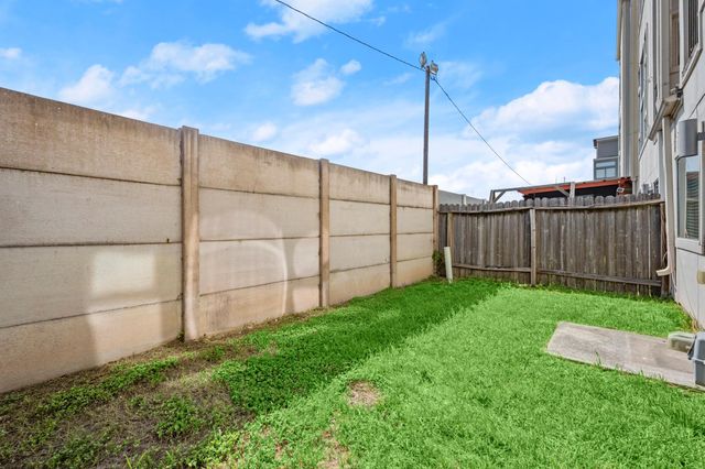 2316 Sperber, Houston, TX 77003