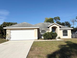 641 SE Delancey Lane, Port St Lucie, FL 34984