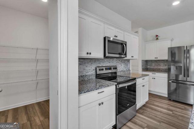 110 Bantry Way, Locust Grove, GA 30248
