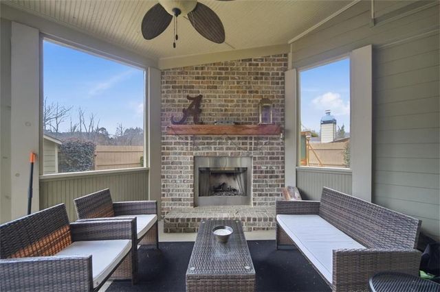 5050 Glencliff Drive, Sugar Hill, GA 30518