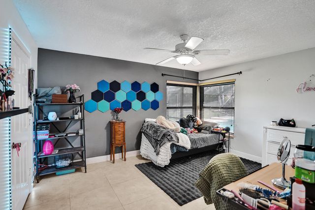 772 Juniper Place, Wellington, FL 33414