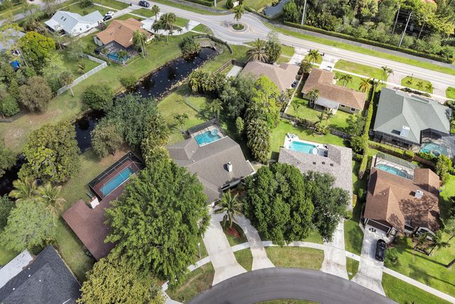 772 Juniper Place, Wellington, FL 33414