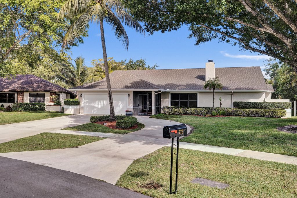 772 Juniper Place, Wellington, FL 33414