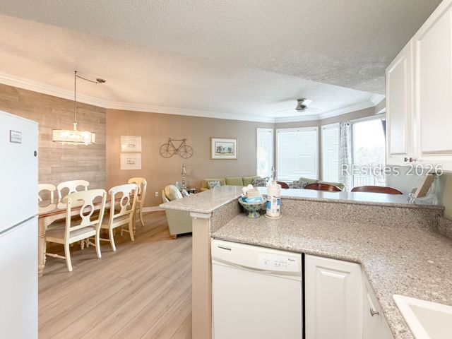 10 N Forest Beach Dr Apt 2213, Hilton Head Island, SC 29928