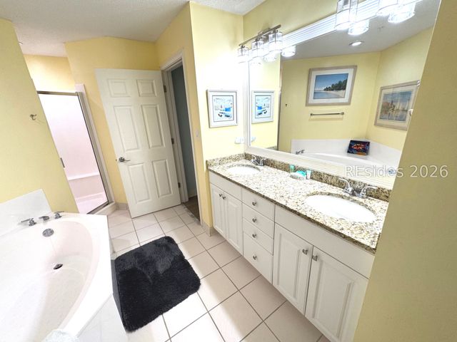 10 N Forest Beach Dr Apt 2213, Hilton Head Island, SC 29928
