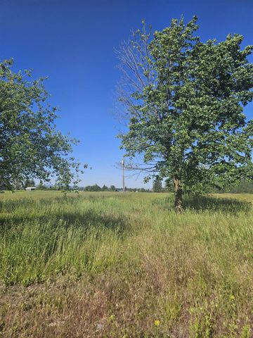 24225 E Rosewood Ave, Newman Lake, WA 99025