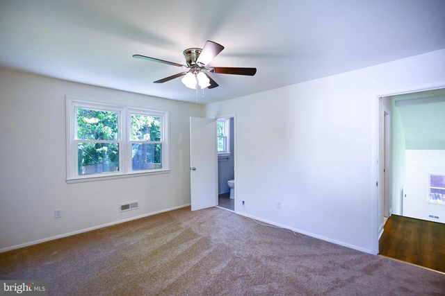 916 BEAVERBANK CIR, Baltimore, MD 21286