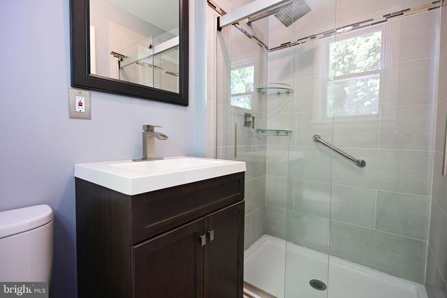 916 BEAVERBANK CIR, Baltimore, MD 21286