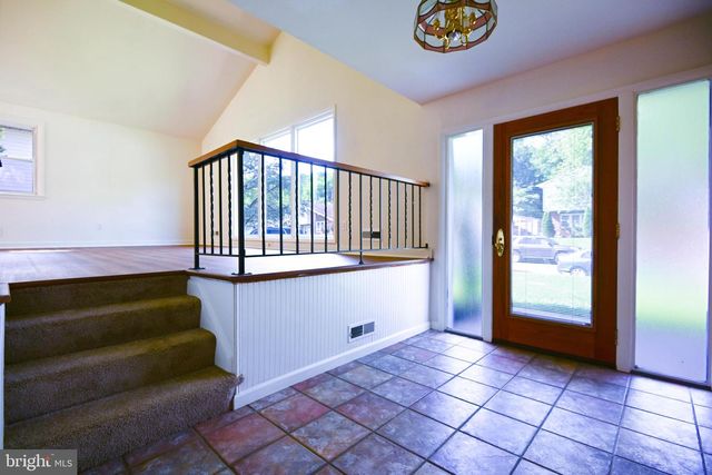 916 BEAVERBANK CIR, Baltimore, MD 21286
