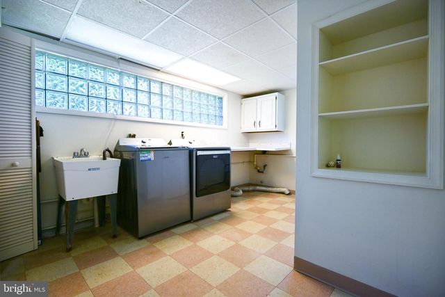 916 BEAVERBANK CIR, Baltimore, MD 21286