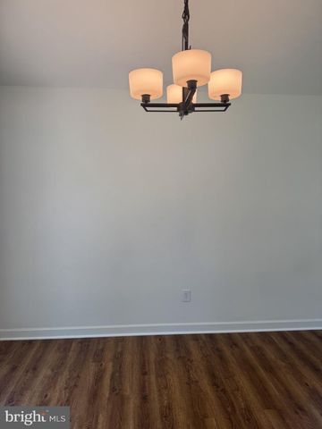 916 BEAVERBANK CIR, Baltimore, MD 21286