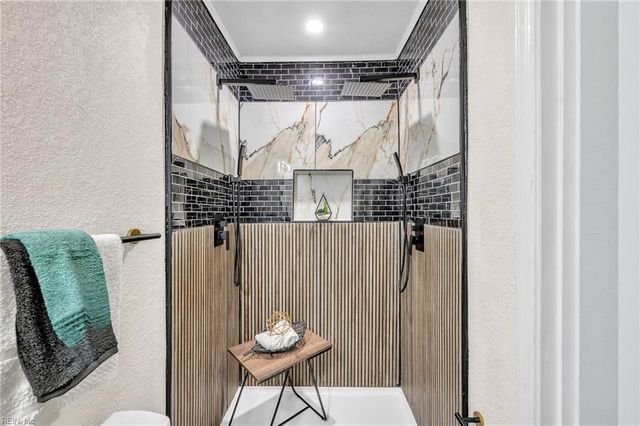 2409 Peach ST, Portsmouth, VA 23704