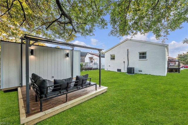 2409 Peach ST, Portsmouth, VA 23704