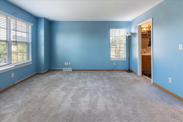 1136 Garfield LANE, Hartford, WI 53027