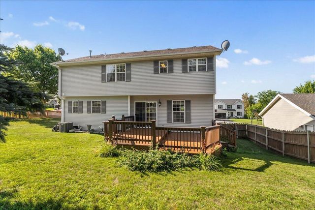 1136 Garfield LANE, Hartford, WI 53027