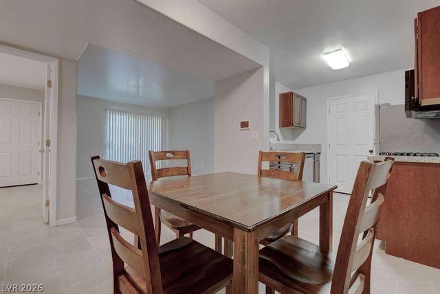 7885 West Flamingo Road 1016, Las Vegas, NV 89147