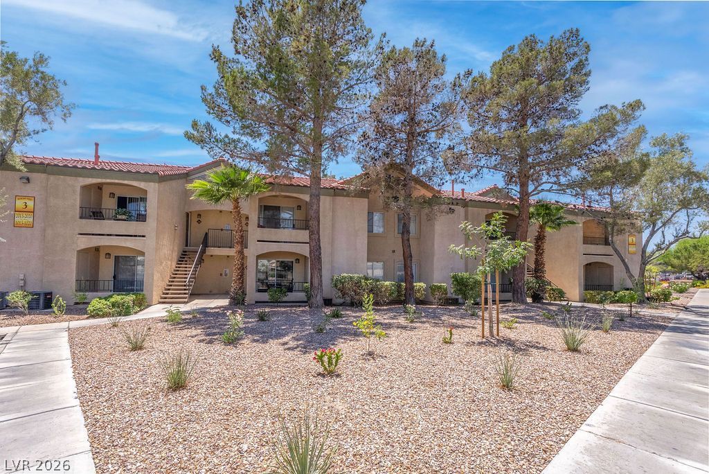 7885 West Flamingo Road 1016, Las Vegas, NV 89147
