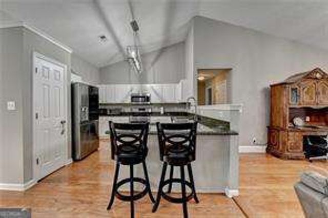 1627 Amhearst Walk Road, Lawrenceville, GA 30043