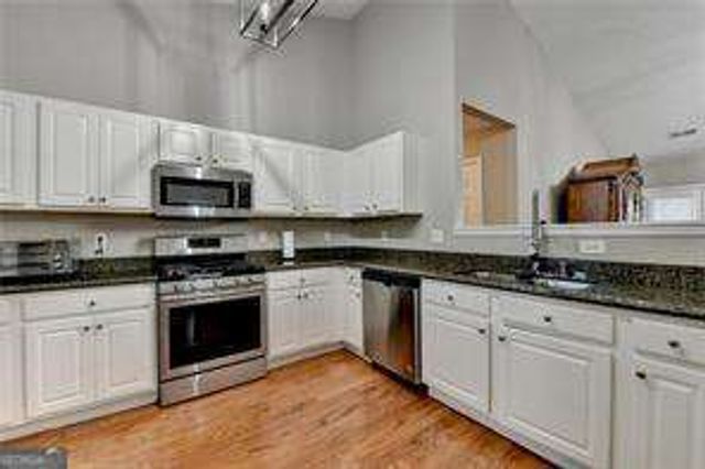 1627 Amhearst Walk Road, Lawrenceville, GA 30043