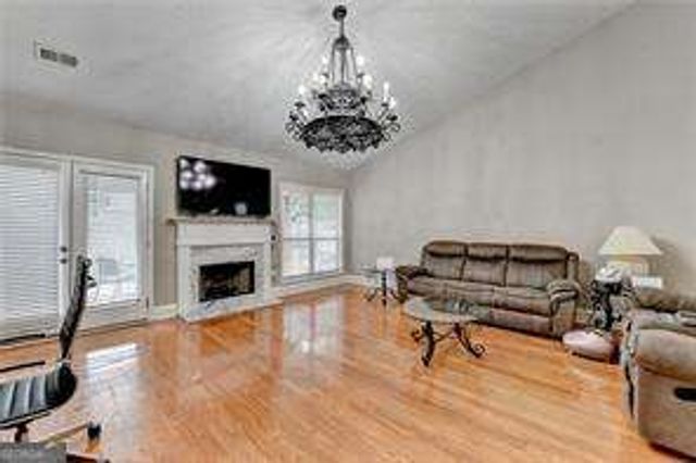 1627 Amhearst Walk Road, Lawrenceville, GA 30043