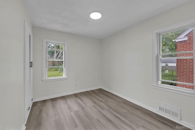 10015 Marion, Redford Charter Township, MI 48239
