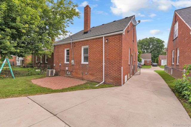 10015 Marion, Redford Charter Township, MI 48239