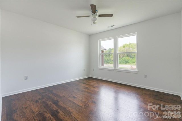 303 Cabarrus Avenue W, Concord, NC 28025