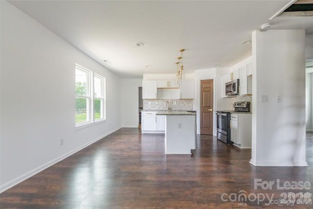 303 Cabarrus Avenue W, Concord, NC 28025
