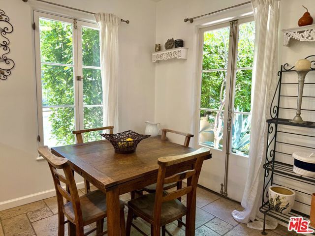 1901 Westholme Avenue, Los Angeles, CA 90025