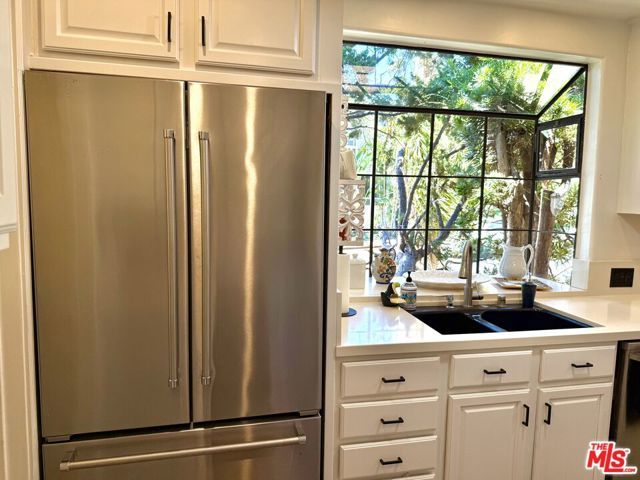 1901 Westholme Avenue, Los Angeles, CA 90025