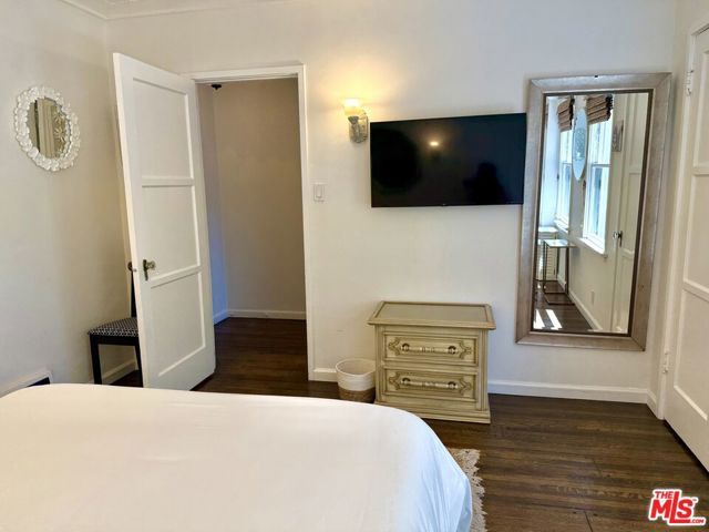 1901 Westholme Avenue, Los Angeles, CA 90025