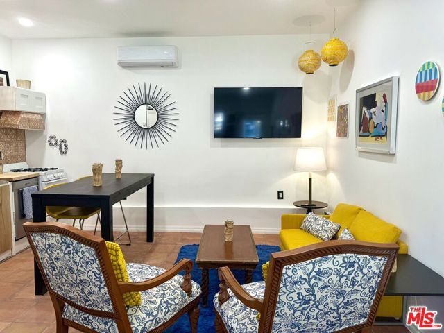 1901 Westholme Avenue, Los Angeles, CA 90025