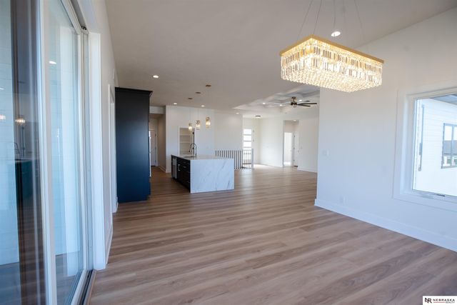 8700 Honeybee Lane, Lincoln, NE 68526