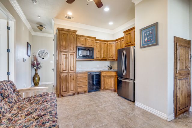 45 Muirfield Court, Graford, TX 76449