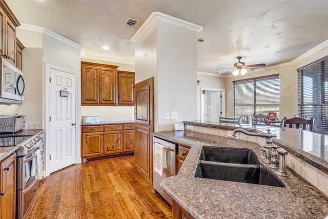 45 Muirfield Court, Graford, TX 76449