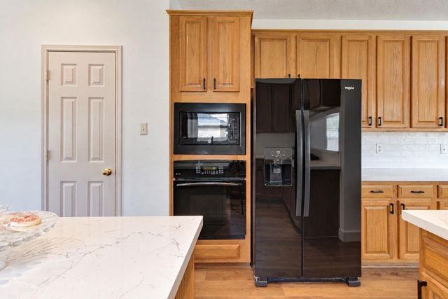 304 Melodywood Drive, Friendswood, TX 77546