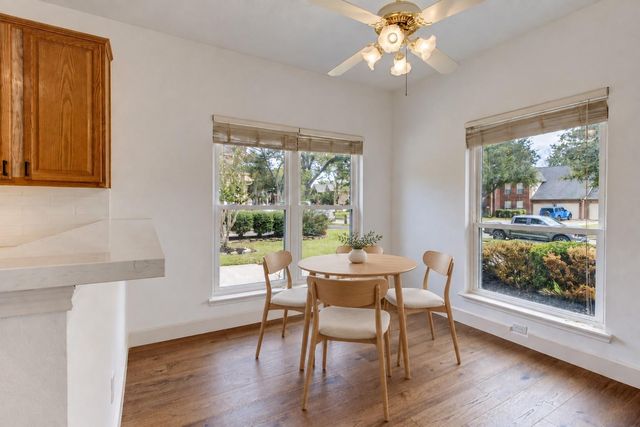 304 Melodywood Drive, Friendswood, TX 77546