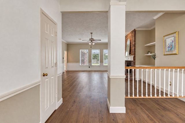 304 Melodywood Drive, Friendswood, TX 77546