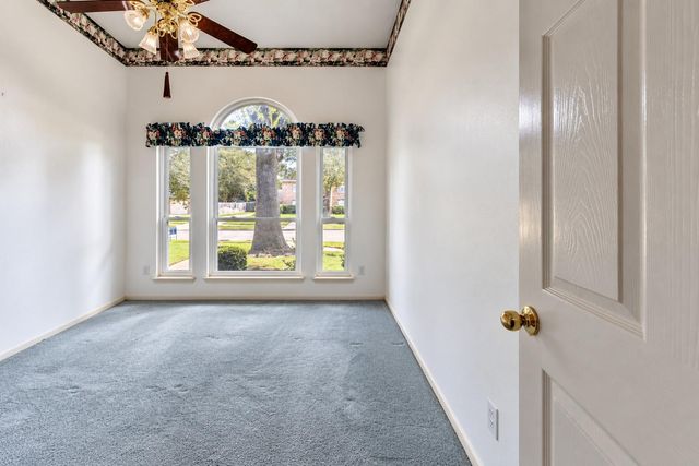 304 Melodywood Drive, Friendswood, TX 77546
